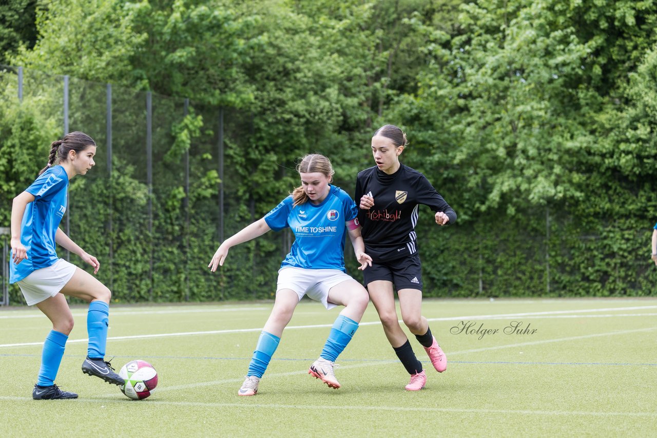 Bild 124 - wBJ SC Condor - VfL Pinneberg : Ergebnis: 3:2